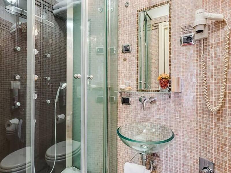 فندق 38 Viminale Street روما المظهر الخارجي الصورة