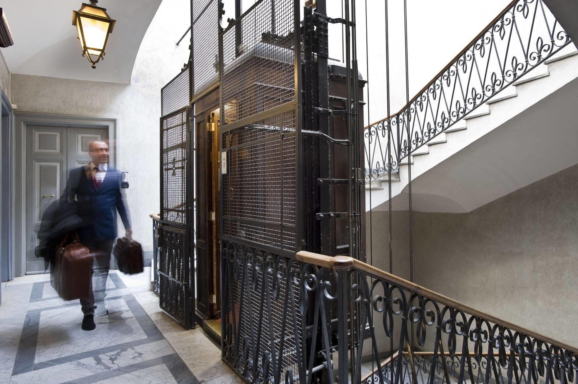 فندق 38 Viminale Street روما المظهر الخارجي الصورة